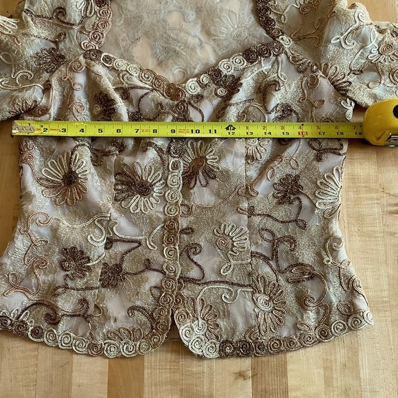 Watters and Watters Mother of the Bride Metallic Floral Embroidered Jacket - Picture 13 of 16